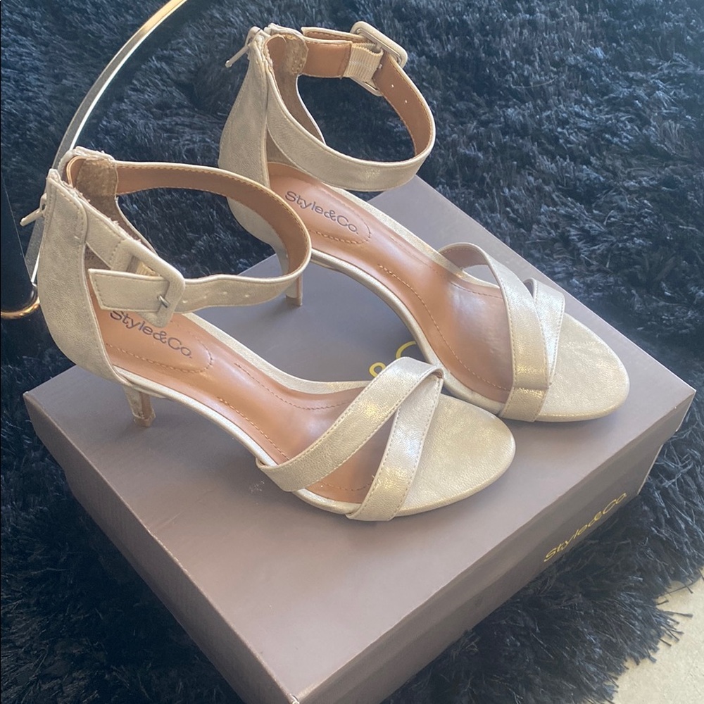 Style & Co. Cream Heels with Satin Finish